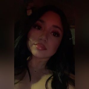 Meet your Posher, Yerica